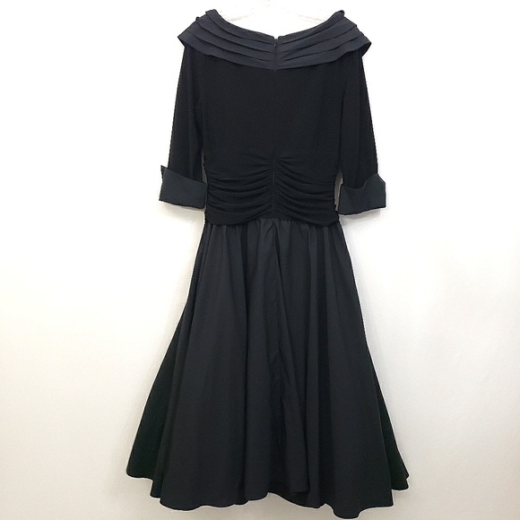 La Nouvelle Renaissance 1950's Black Retro Inspired Swing Dress - Picture 6 of 17